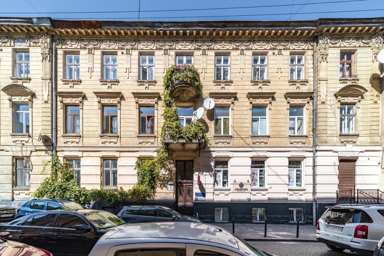 Inshiapartments On Popovycha Str 利沃夫 外观 照片